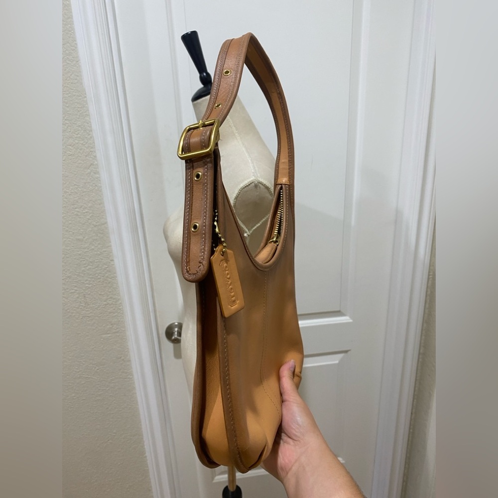 Coach ERGO Leather Bag - Picture 5 of 16